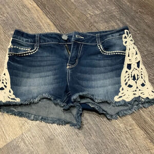 🌟NoBoundaries shorts size 7